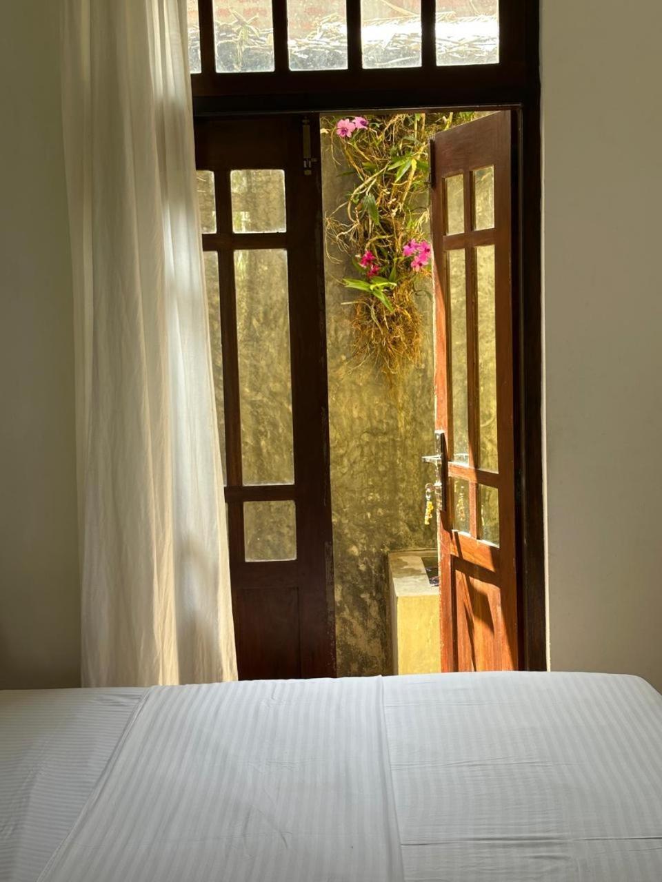 Amour At Turtle Beach Tangalle Exterior photo